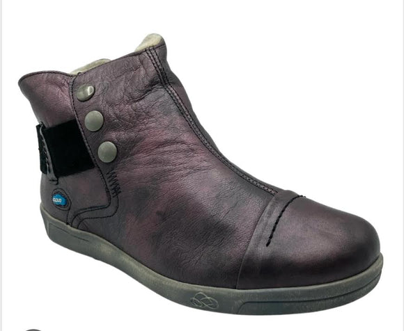 Cloud Aline Bordeaux leather wool lined size 10