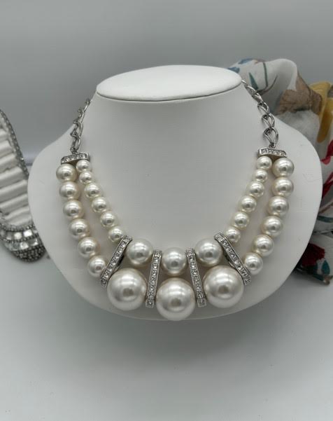 Pearl and Swarovski crystal neckpiece