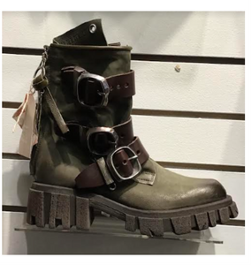 AS 98 Jungle Boot in Hunter Green with Side Zip  Size 39