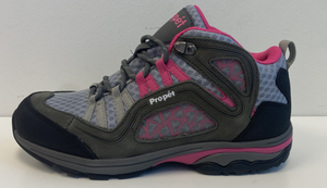 Propet Shoe   size 6.5W