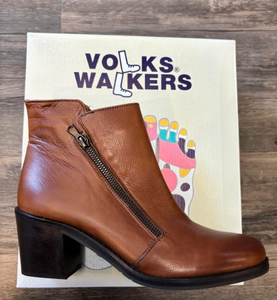 Volks Walkers - Audrey Tan  Size 41 (9.5 to 10)