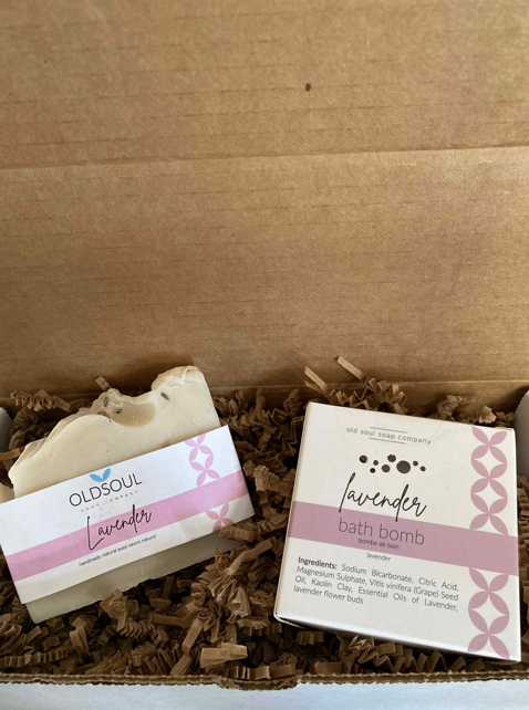 Lavender Soap and Bath Bomb Gift Set