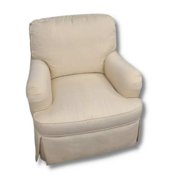 Vanilla Skirted Chair