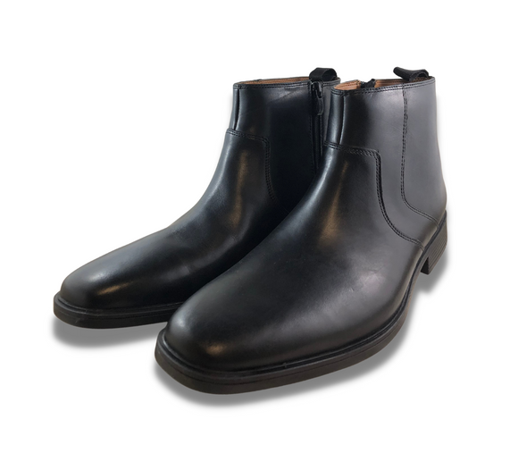 Clarks Tilden Zip II Black Leather Boot - Mens 9.5
