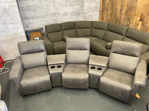 Finn CURVED Theatre Seating (126"x44")