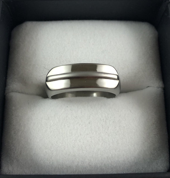 Ring (R17) Size 9