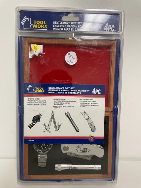 Gentleman’s Gift Set Sports Watch Folding Utility Knife Aluminum Flashlight