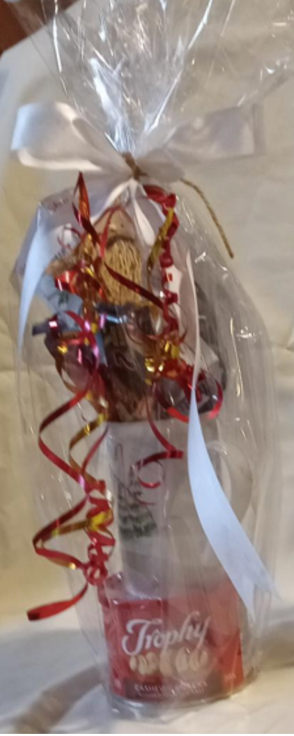Christmas Tree Cup Gift Basket
